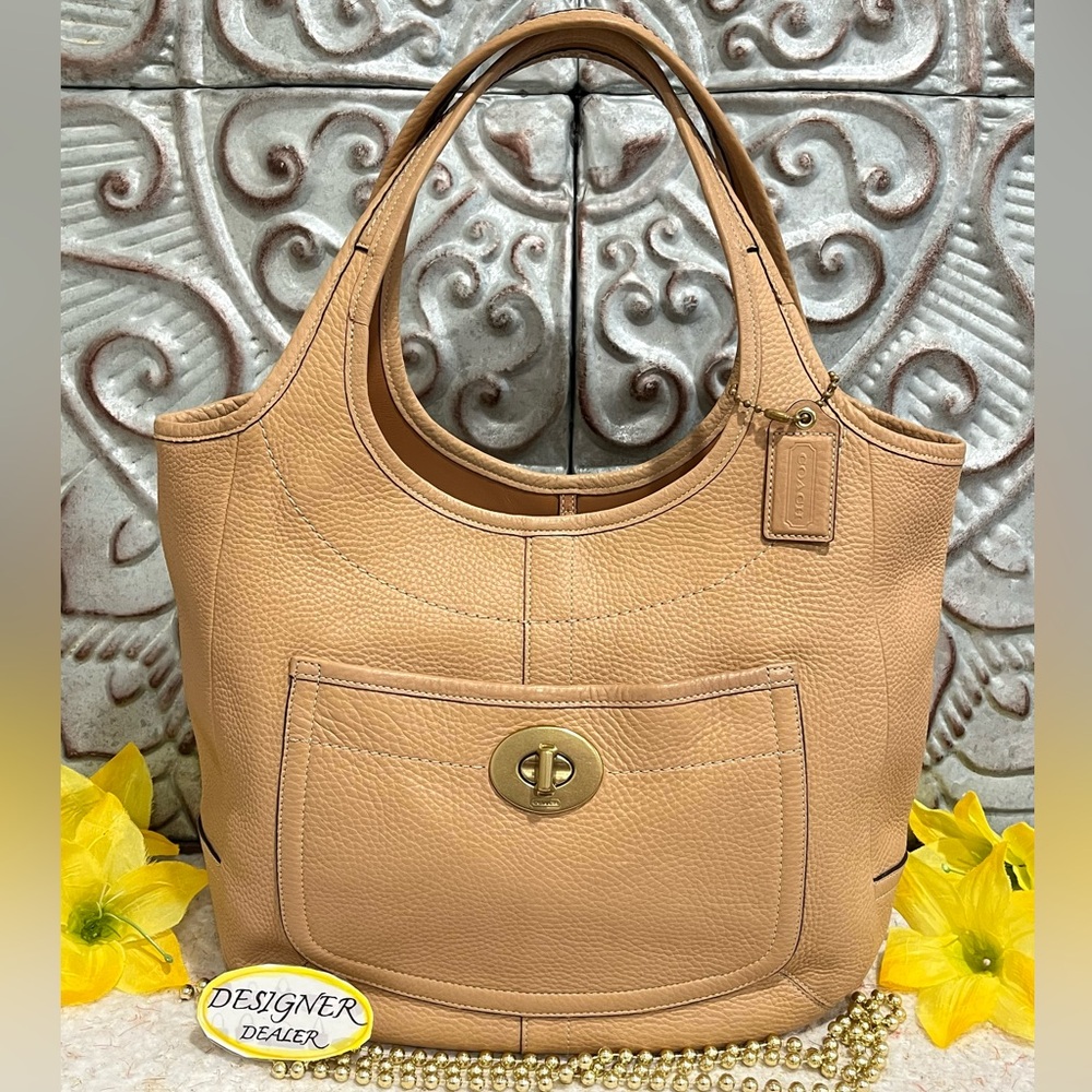 COACH Ergo Pebbled Leather Turn Lock Hobo Tote EUC! RARE!! 11640